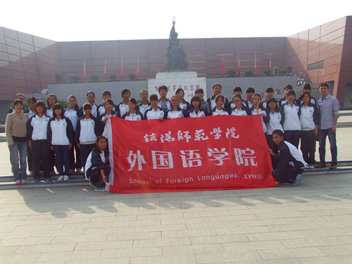 beat365平台官方网站学子赴鄂豫皖革命纪念馆接受红色教育