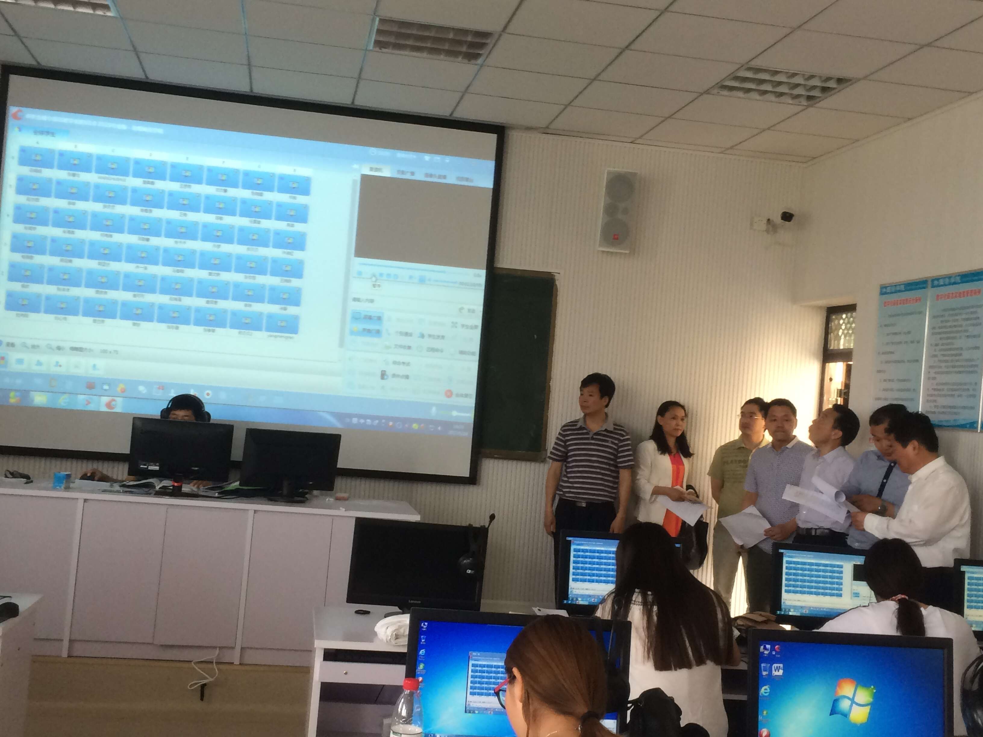 副校长齐城检查指导beat365平台官方网站实验室建设工作