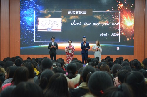 beat365平台官方网站“樱邀而来，语梦同行”漾年华外语文化节晚会华丽上演