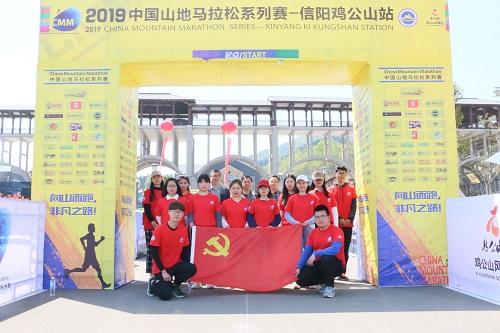 beat365平台官方网站学子积极参与志愿服务活动获好评