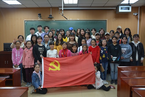 beat365平台官方网站“我为党旗添光彩”党员发展对象志愿服务活动顺利开展