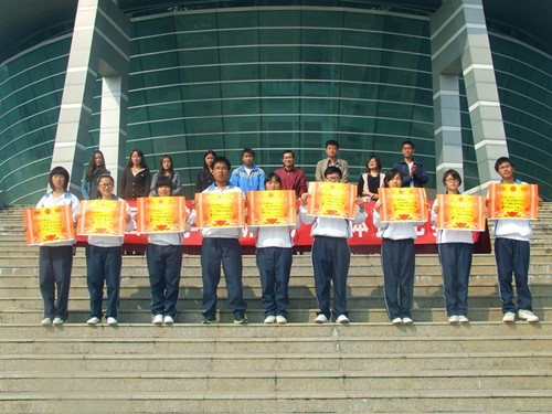 beat365平台官方网站举行2012级新生广播操比赛